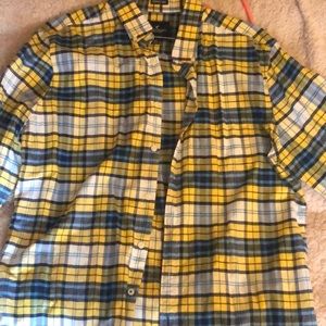 American Eagle Classic Fit Long Sleeve Button Down